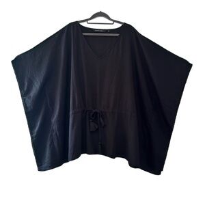 Colleen Lopez Black V-Neck Poncho Top with cinch tie in front
